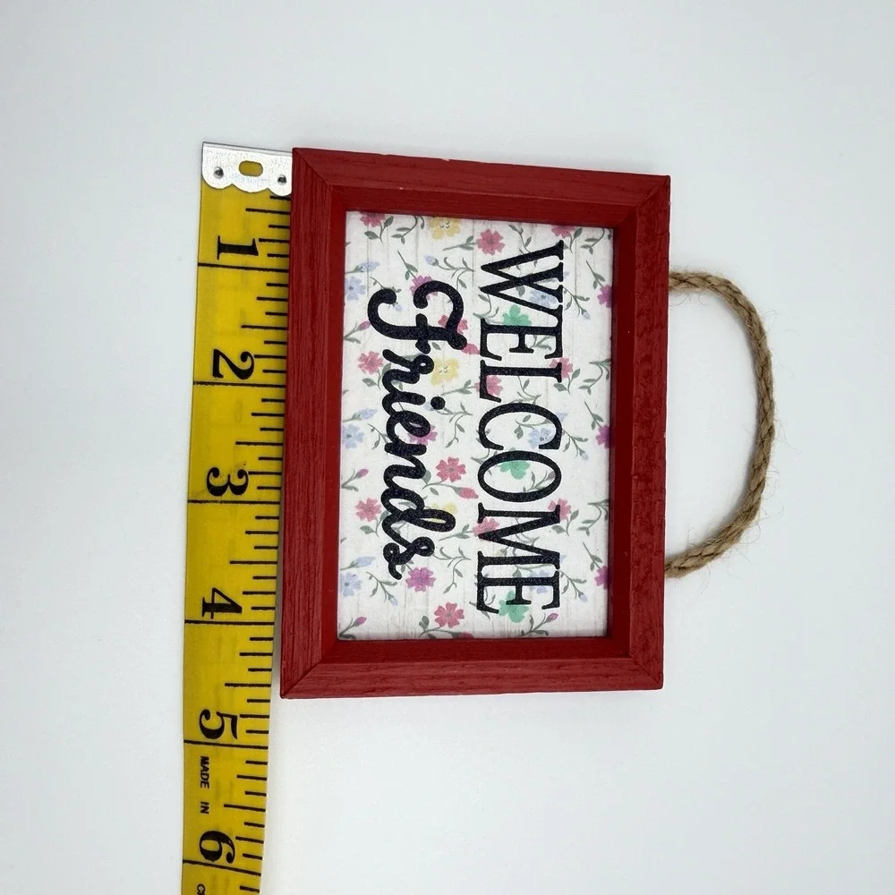 Rustic Welcome Friends Wooden Sign Floral Wall Decor Red Frame‎ Rope Hanging